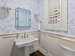 6 bedroom House for sale in Windermere