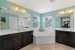 6 bedroom House for sale in Davenport