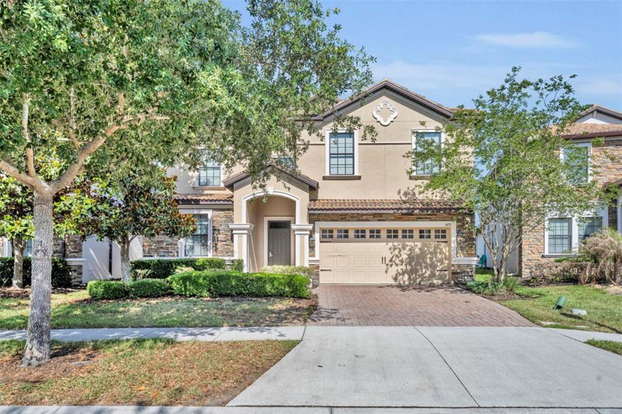 8 bedroom House for sale in Davenport