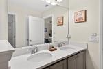 2 bedroom Townhouse for sale in Davenport