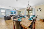 8 bedroom House for sale in Davenport