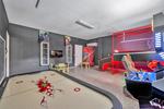 8 bedroom House for sale in Davenport