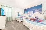 8 bedroom House for sale in Davenport