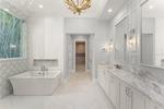 6 bedroom House for sale in Windermere