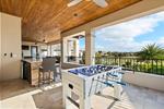 8 bedroom House for sale in Reunion