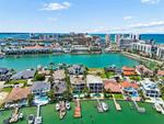 4 bedroom House for sale in Clearwater Beach