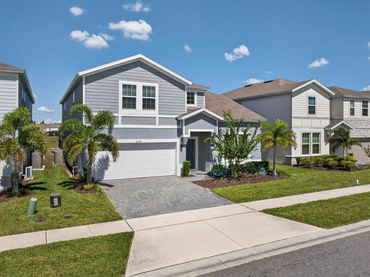 8 bedroom House for sale in Davenport