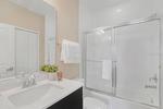 5 bedroom Apartment for sale in Davenport