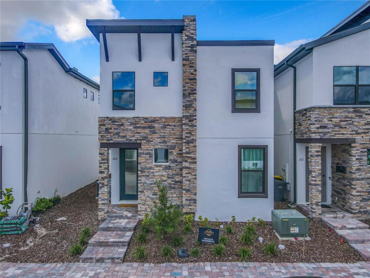 4 bedroom House for sale in Davenport