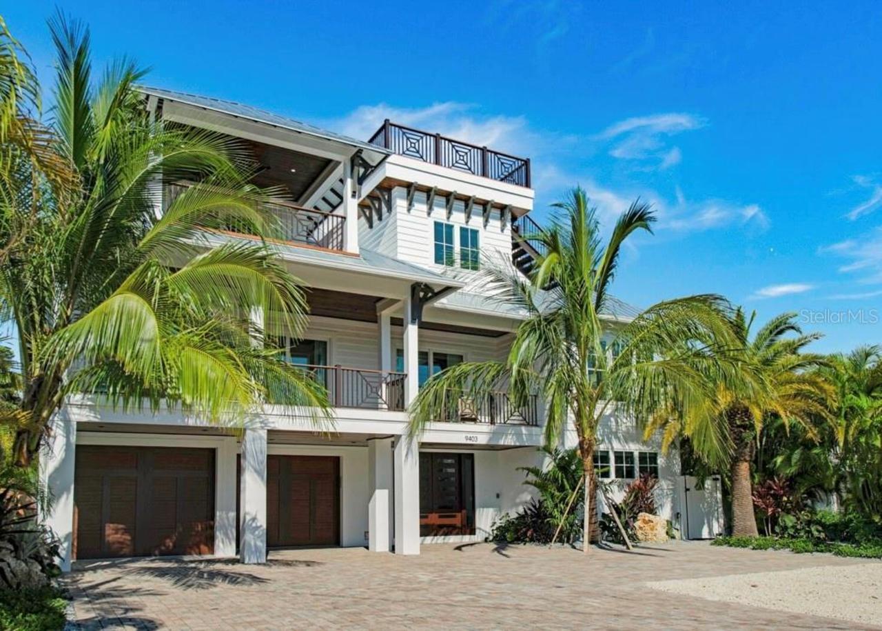 9 bedroom House for sale in Anna Maria