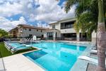 9 bedroom House for sale in Reunion