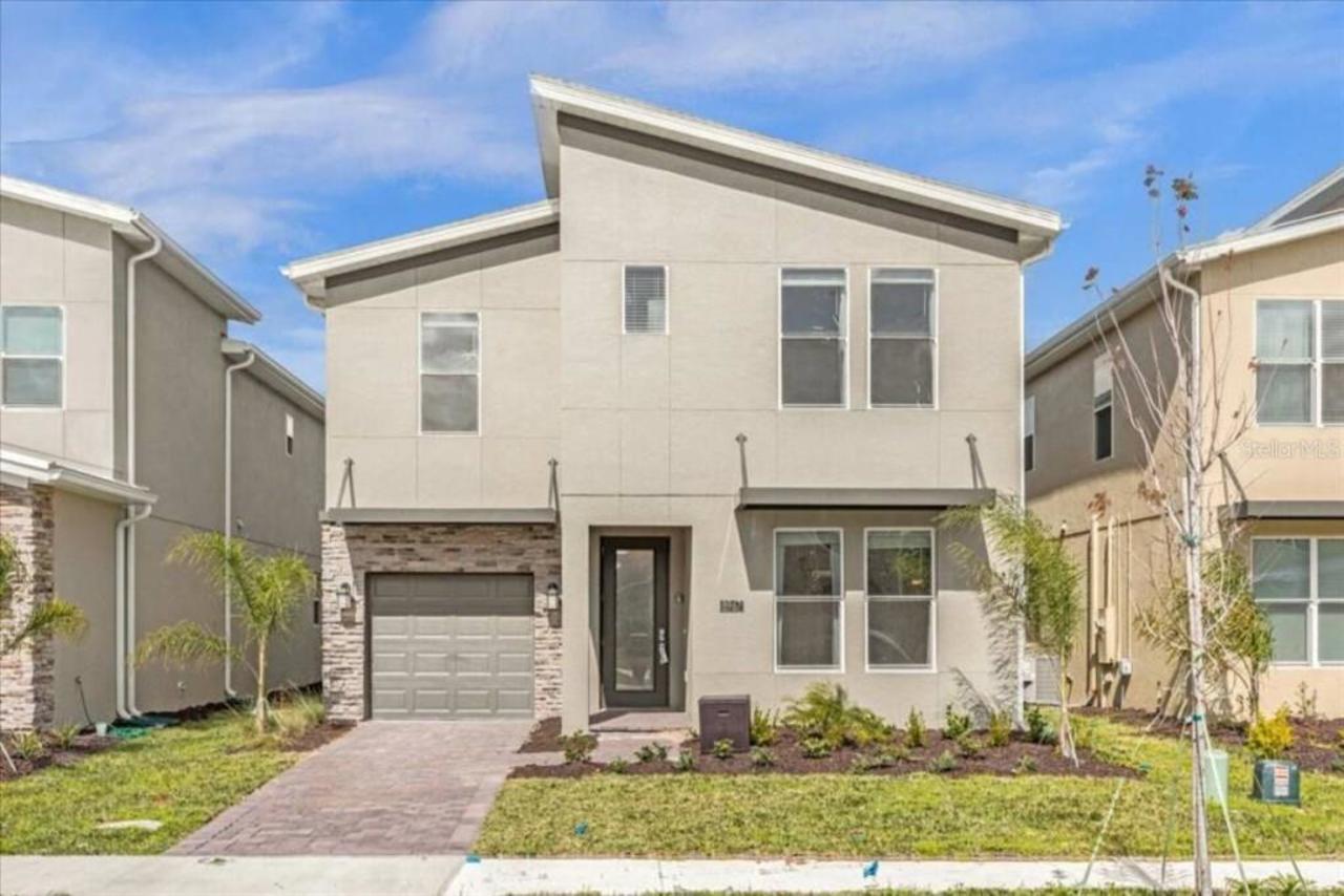 6 bedroom House for sale in Davenport
