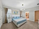 8 bedroom House for sale in Davenport