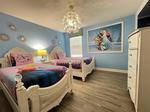 8 schlafzimmer Haus 
zum verkauf in Davenport 