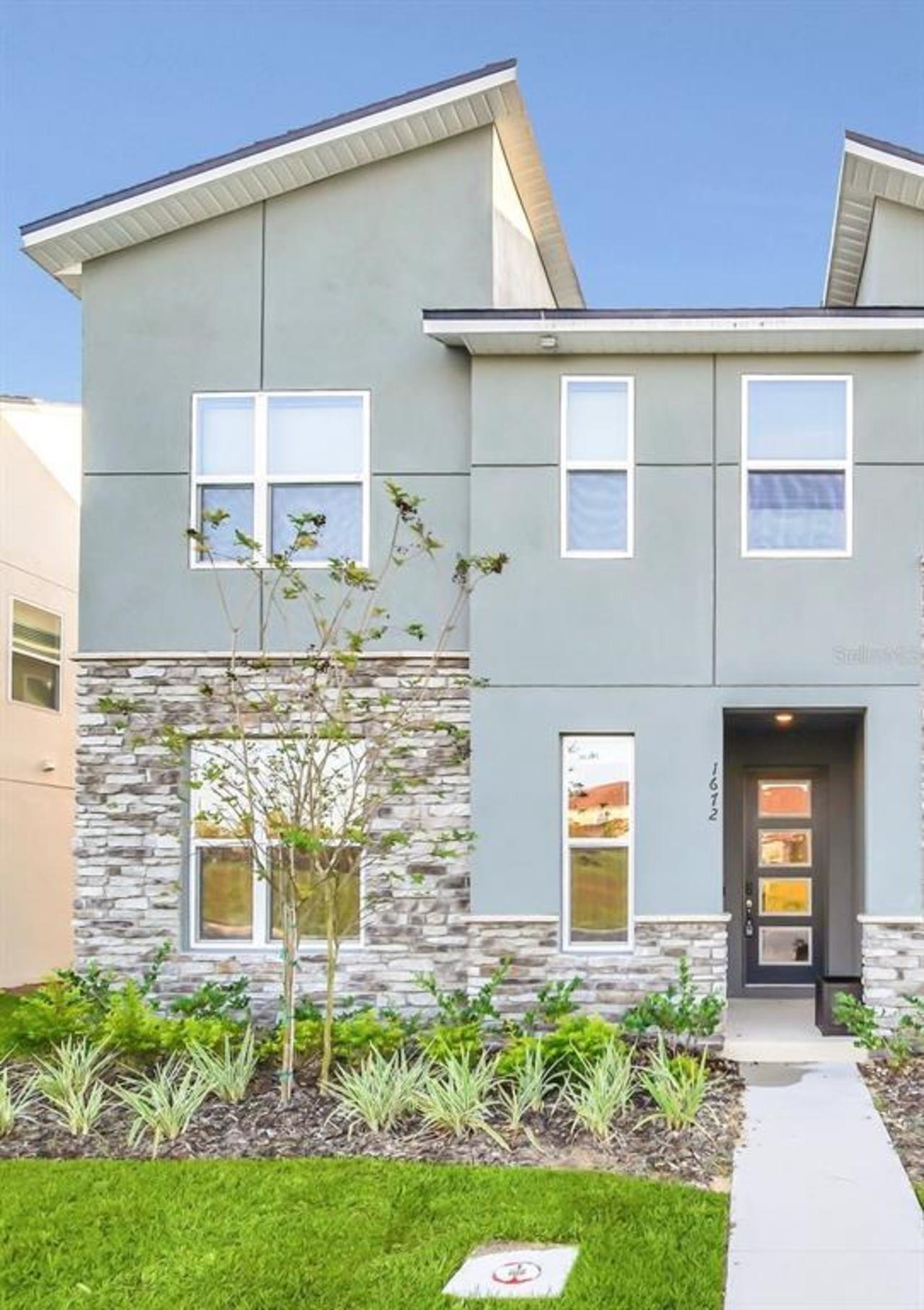 6 bedroom Townhouse for sale in Kissimmee