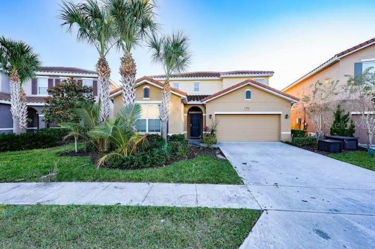 6 bedroom House for sale in Davenport