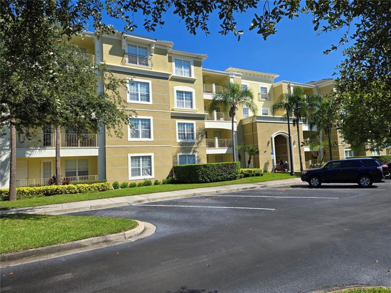 3 bedroom Apartment for sale in Orlando
