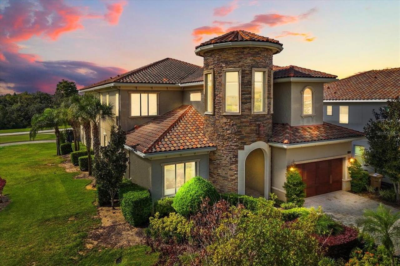 6 bedroom House for sale in Reunion