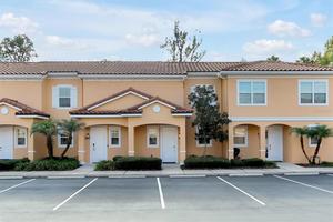 2 bedroom Townhouse for sale in Kissimmee