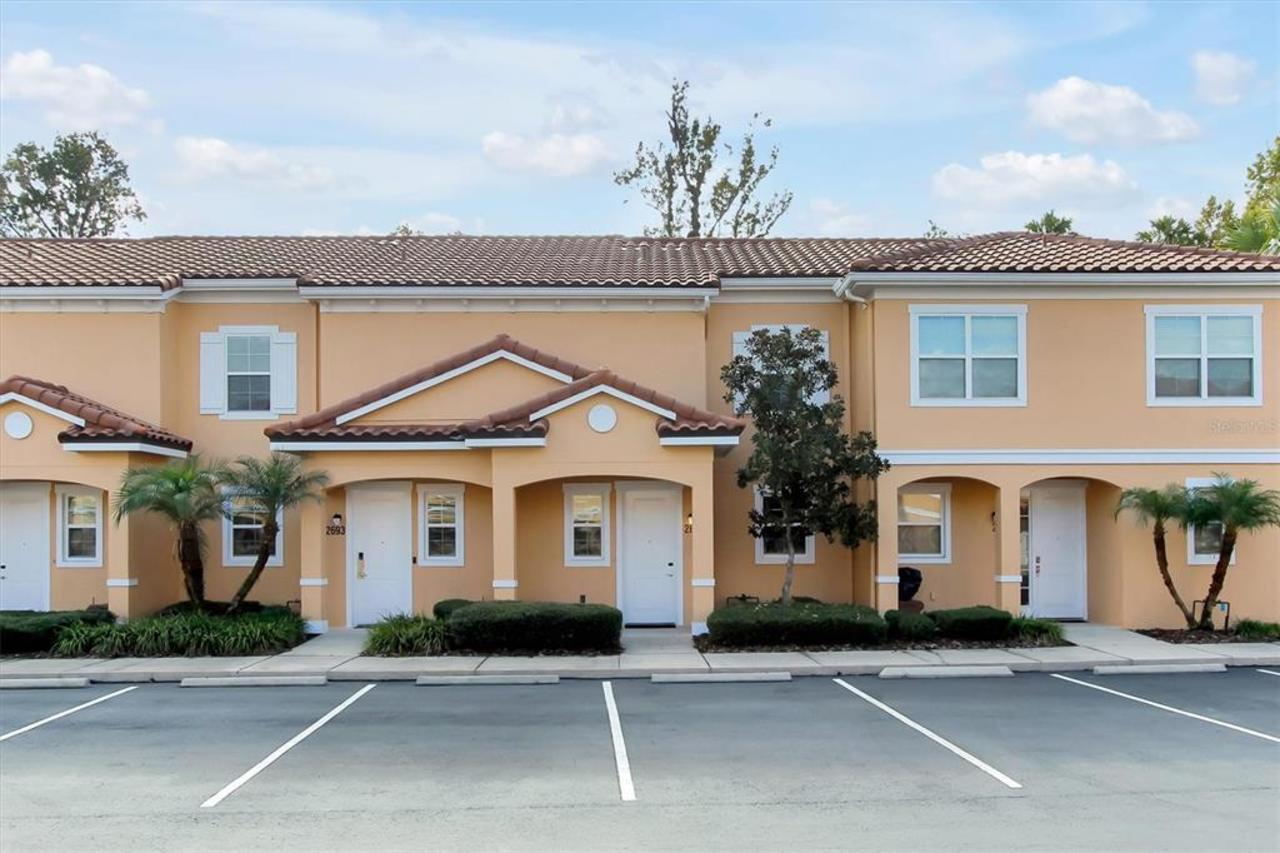 2 bedroom Townhouse for sale in Kissimmee