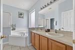 6 bedroom House for sale in Davenport