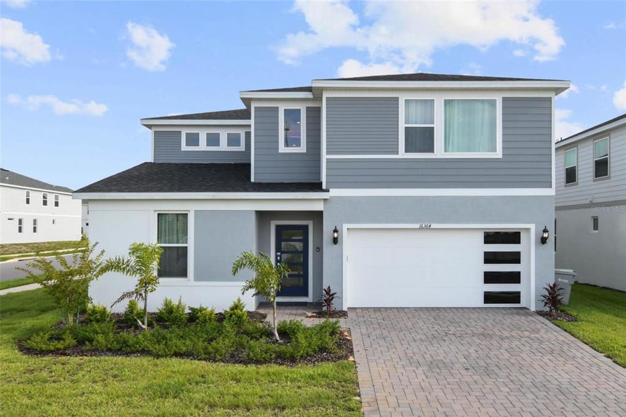 8 bedroom House for sale in Clermont
