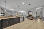 8 bedroom House for sale in Davenport