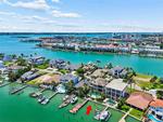 4 bedroom House for sale in Clearwater Beach