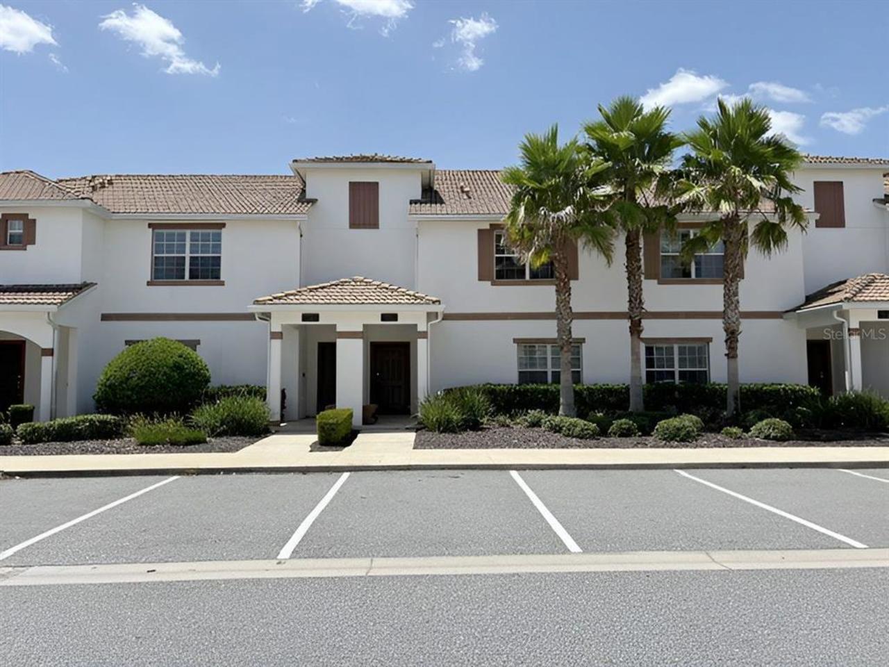 4 bedroom Townhouse for sale in Davenport