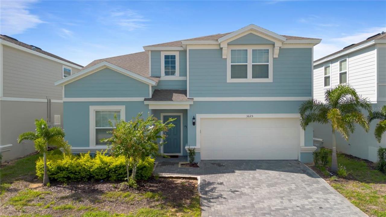 8 bedroom House for sale in Davenport