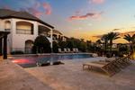 8 bedroom House for sale in Reunion