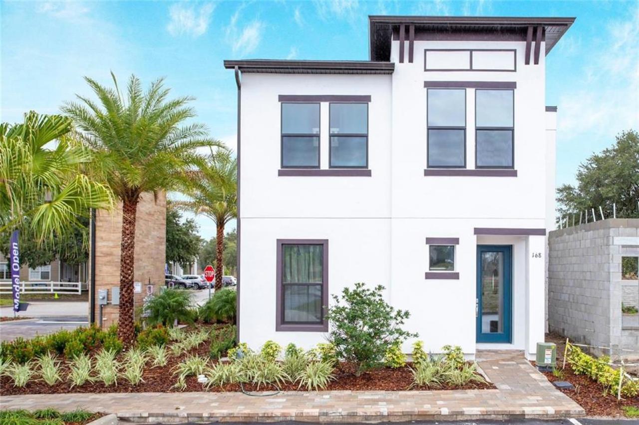 4 bedroom Townhouse for sale in Davenport