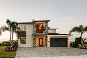 8 bedroom House for sale in Reunion