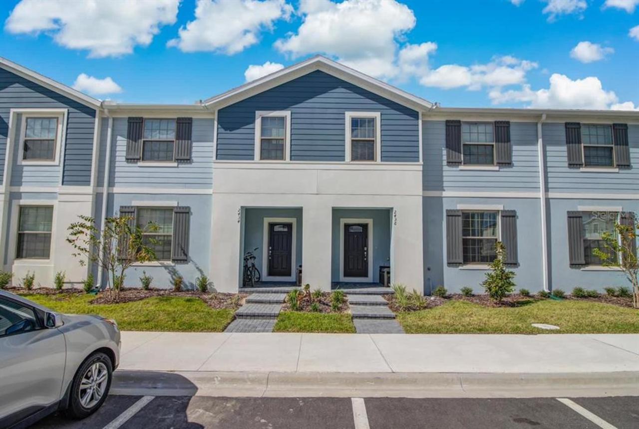 5 bedroom Townhouse for sale in Kissimmee