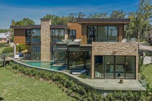 6 bedroom House for sale in Windermere
