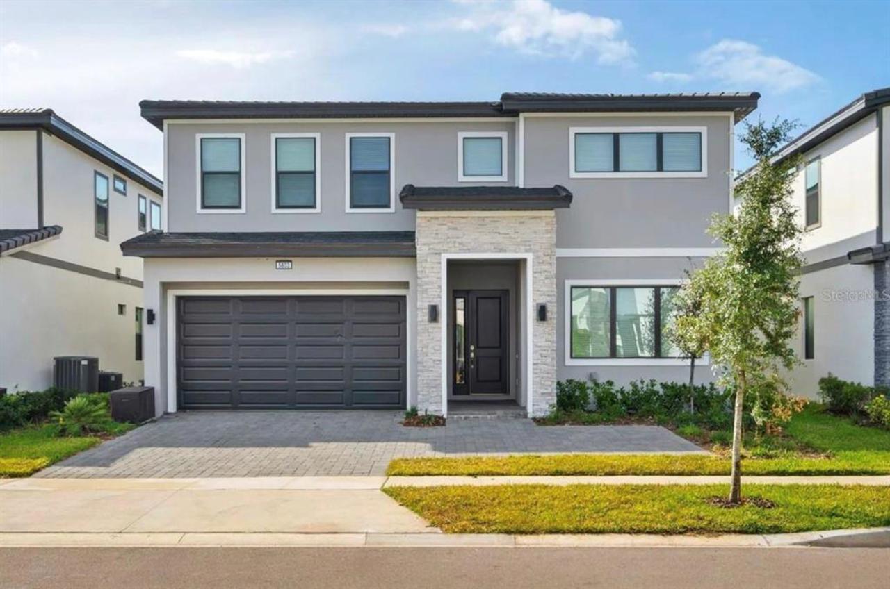 9 bedroom House for sale in Orlando