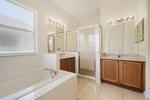 4 bedroom House for sale in Davenport