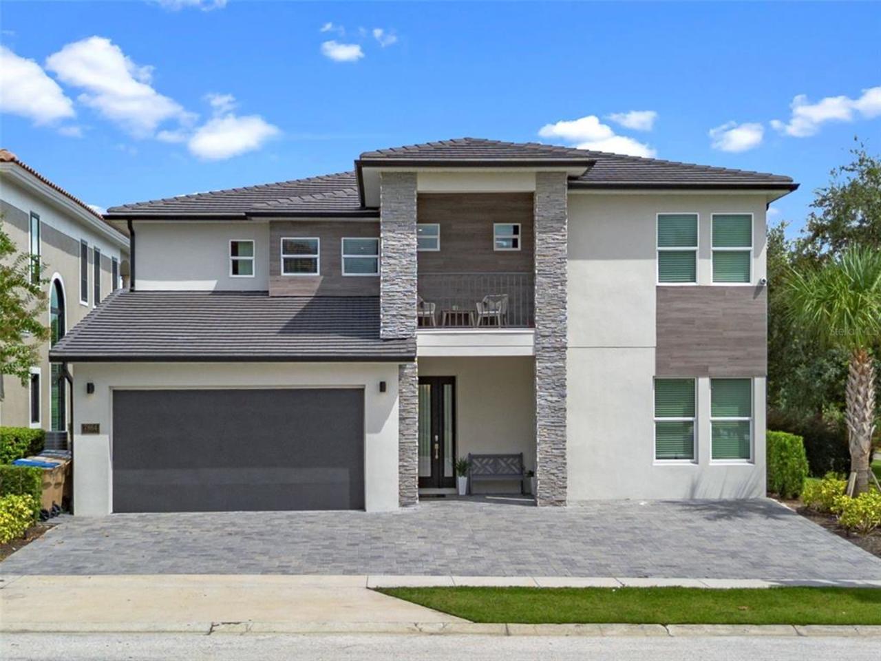 9 bedroom House for sale in Reunion