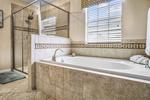 6 bedroom House for sale in Davenport