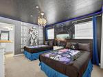 8 bedroom House for sale in Davenport