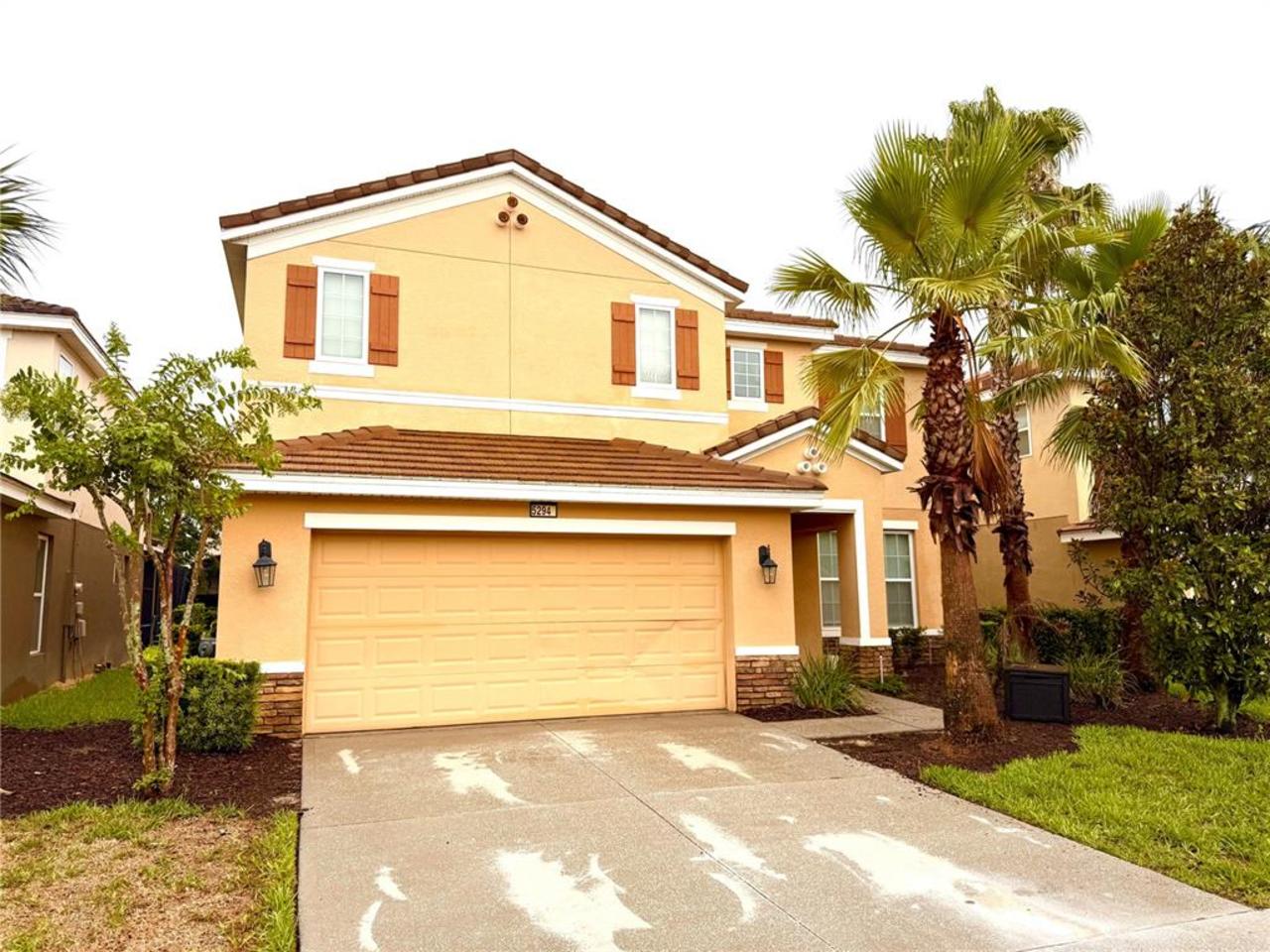6 bedroom House for sale in Davenport