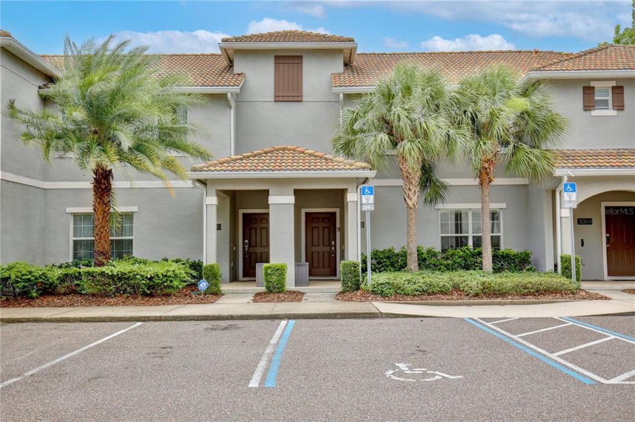 4 bedroom Townhouse for sale in Kissimmee