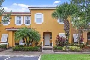 3 bedroom Townhouse for sale in Kissimmee