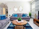 6 bedroom House for sale in Davenport