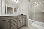 7 bedroom House for sale in Clermont