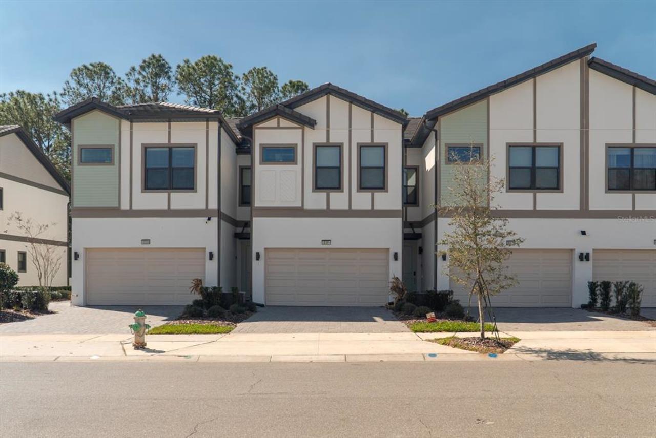 5 bedroom Townhouse for sale in Orlando