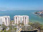 4 bedroom Apartment for sale in St Petersburg