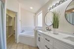 4 bedroom House for sale in Davenport