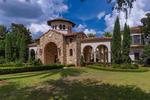 8 bedroom House for sale in Windermere