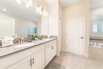 8 bedroom House for sale in Davenport
